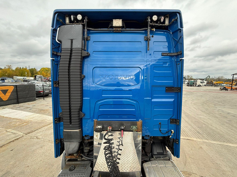 Cab chassis truck Volvo FH 500 8x4*4 FOR SALE AS CHASSIS / GCW 70 ton / PTO / CHASSIS L=6420 mm: picture 10