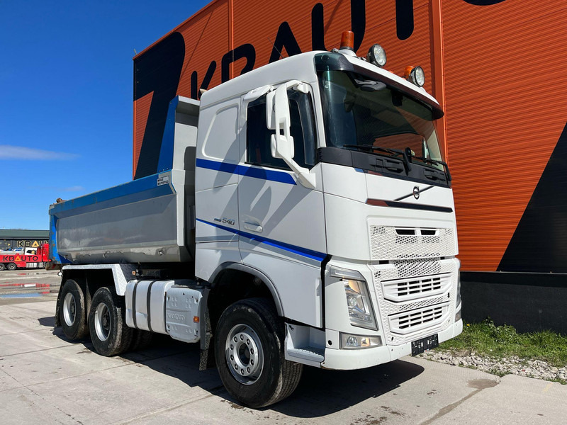 Volvo FH 540 6x4 RETARDER / TANDEM AXLE LIFT / BIG AXLES / BOX L=4488 mm - Tipper: picture 4 Volvo FH 540 6x4 RETARDER / TANDEM AXLE LIFT / BIG AXLES / BOX L=4488 mm - Tipper: picture 4