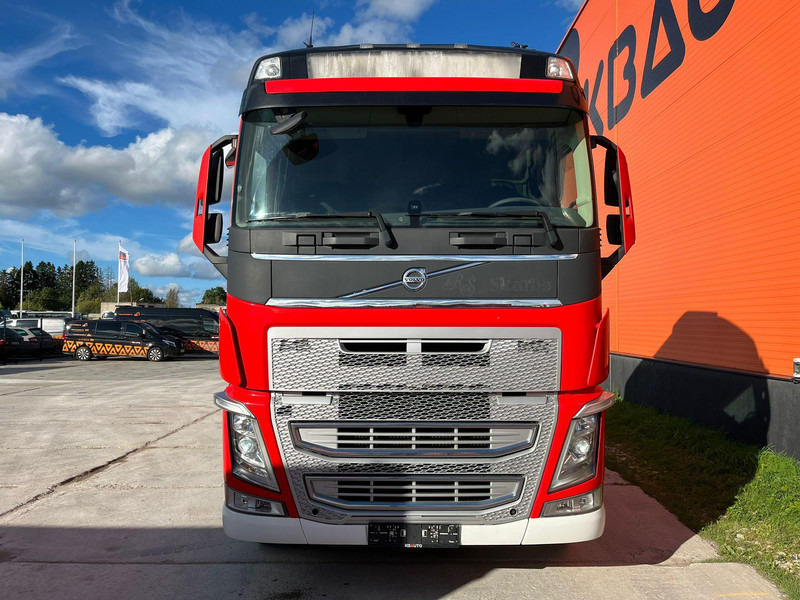 Volvo FH 540 8x2/4 RETARDER / CHASSIS L=5606 mm - Cab chassis truck: picture 2 Volvo FH 540 8x2/4 RETARDER / CHASSIS L=5606 mm - Cab chassis truck: picture 2