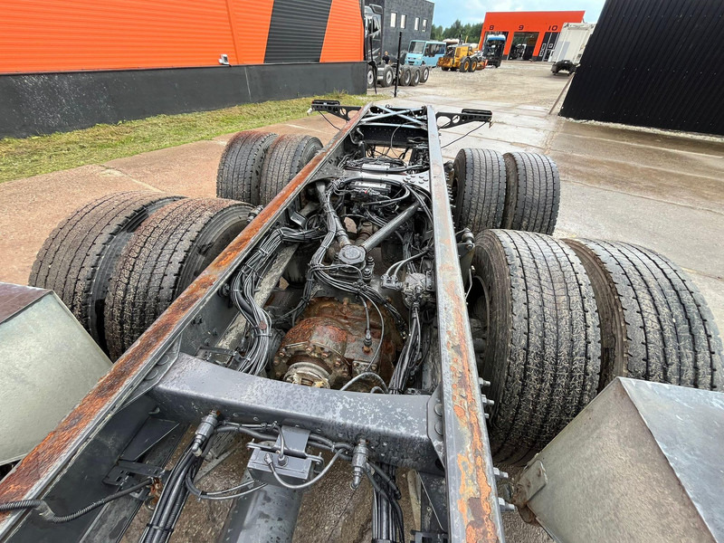 Cab chassis truck Volvo FH 750 6x4 CHASSIS L=6970 / RETARDER / PTO / TANDEM AXLE LIFT: picture 10 Cab chassis truck Volvo FH 750 6x4 CHASSIS L=6970 / RETARDER / PTO / TANDEM AXLE LIFT: picture 10