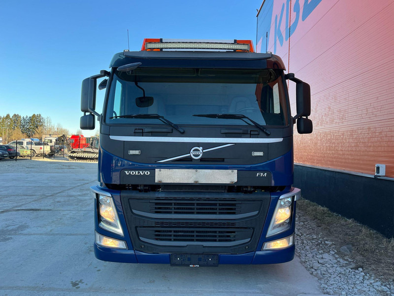 Volvo FM 460 8x2*6 HIAB 302E-6 / PLATFORM L=6720 mm - Dropside/ Flatbed truck, Crane truck: picture 2 Volvo FM 460 8x2*6 HIAB 302E-6 / PLATFORM L=6720 mm - Dropside/ Flatbed truck, Crane truck: picture 2