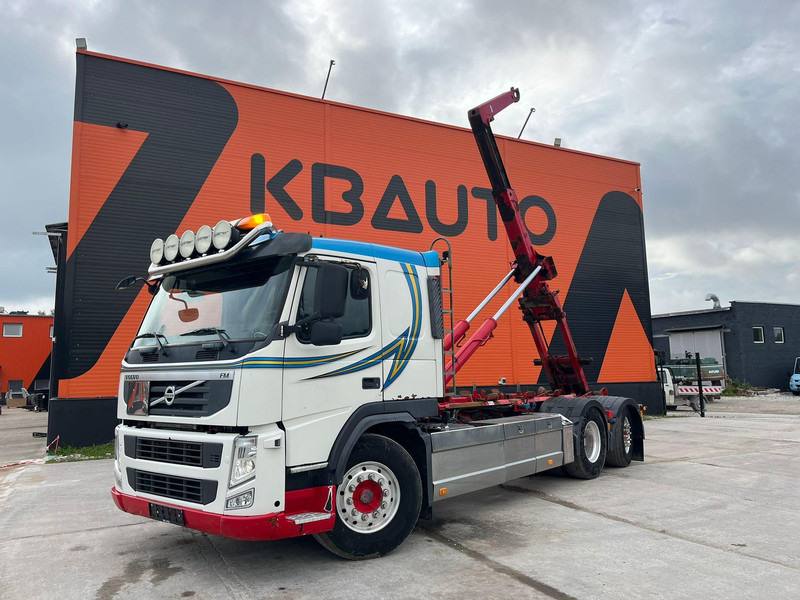 Hook lift truck Volvo FM 500 6x2*4 HIAB 20 TON / L= 5300 mm: picture 9