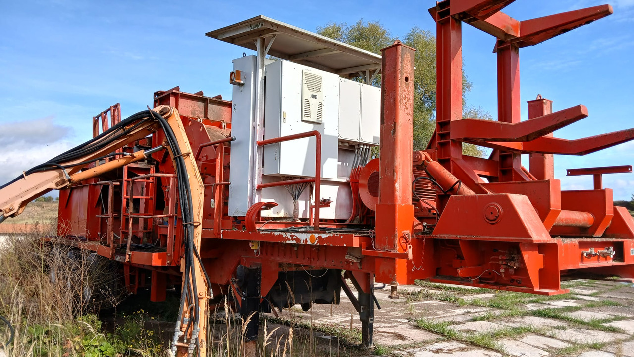 O&K 100x125 - Impact crusher: picture 4 O&K 100x125 - Impact crusher: picture 4