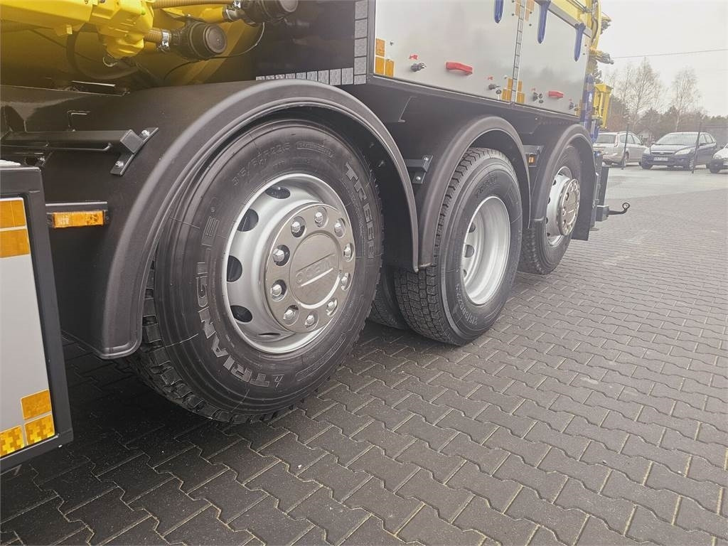 Vacuum truck Iveco RAVO WUKO FOR CHANNEL CLEANING druck saug kanal: picture 14