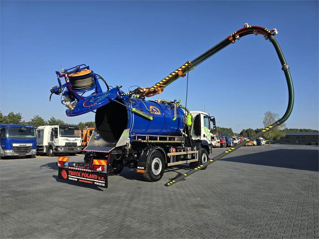 MAN TGM 4x4 GAMON PW8 for collecting liquid waste sepa - Municipal/ Special vehicle: picture 1 MAN TGM 4x4 GAMON PW8 for collecting liquid waste sepa - Municipal/ Special vehicle: picture 1