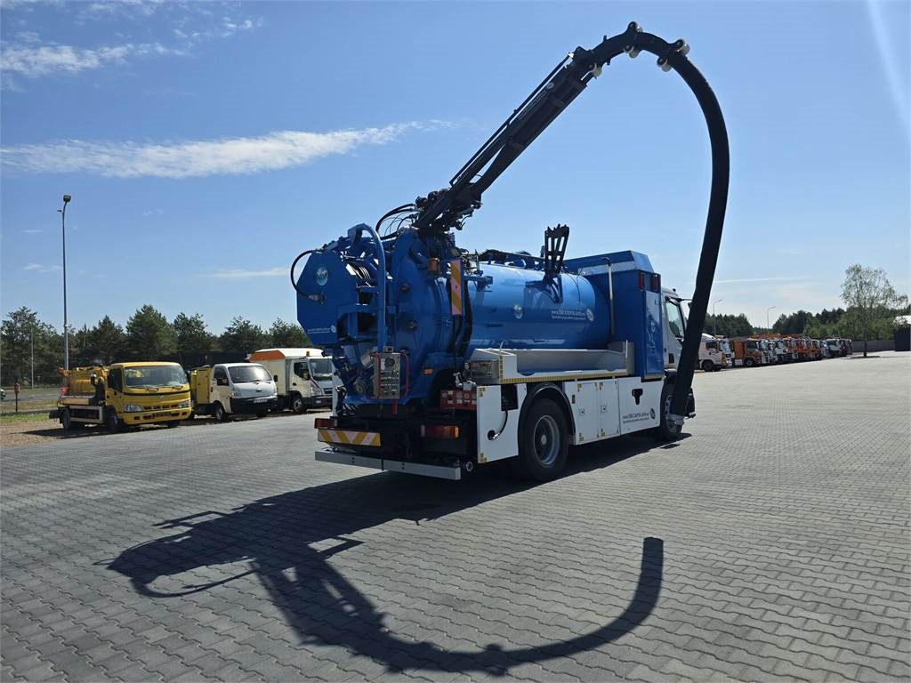 Vacuum truck Renault WUKO RIVARD for collecting liquid waste: picture 23 Vacuum truck Renault WUKO RIVARD for collecting liquid waste: picture 23