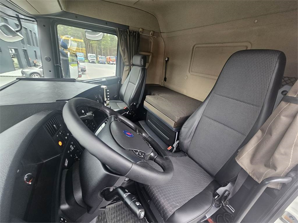 Vacuum truck Scania Disab Centurion P210/8 Vacuum suction loader: picture 27