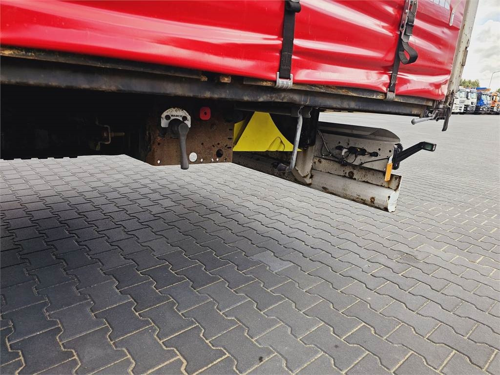 Leasing of Volvo FH13 XXL EURO 5 2011 + KRONE MEGA RAISE Volvo FH13 XXL EURO 5 2011 + KRONE MEGA RAISE: picture 33 Leasing of Volvo FH13 XXL EURO 5 2011 + KRONE MEGA RAISE Volvo FH13 XXL EURO 5 2011 + KRONE MEGA RAISE: picture 33