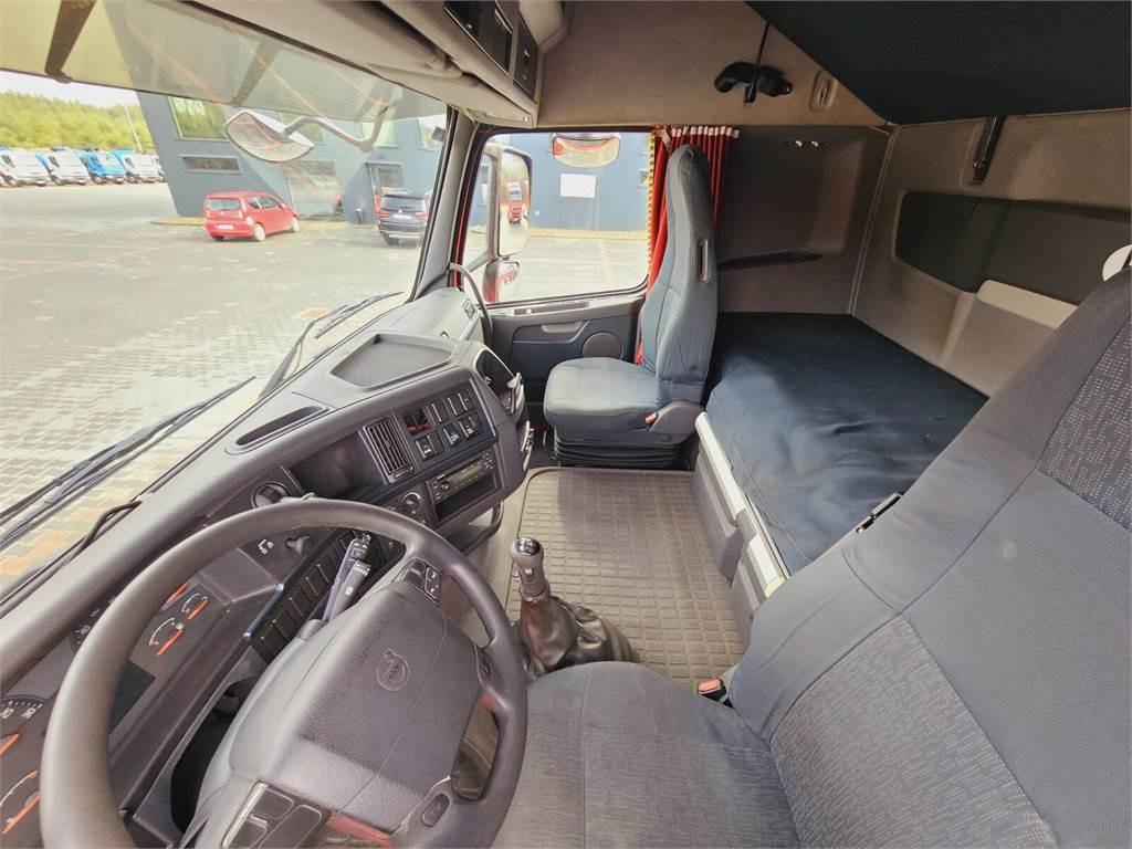 Leasing of Volvo FH13 XXL EURO 5 2011 + KRONE MEGA RAISE Volvo FH13 XXL EURO 5 2011 + KRONE MEGA RAISE: picture 23 Leasing of Volvo FH13 XXL EURO 5 2011 + KRONE MEGA RAISE Volvo FH13 XXL EURO 5 2011 + KRONE MEGA RAISE: picture 23