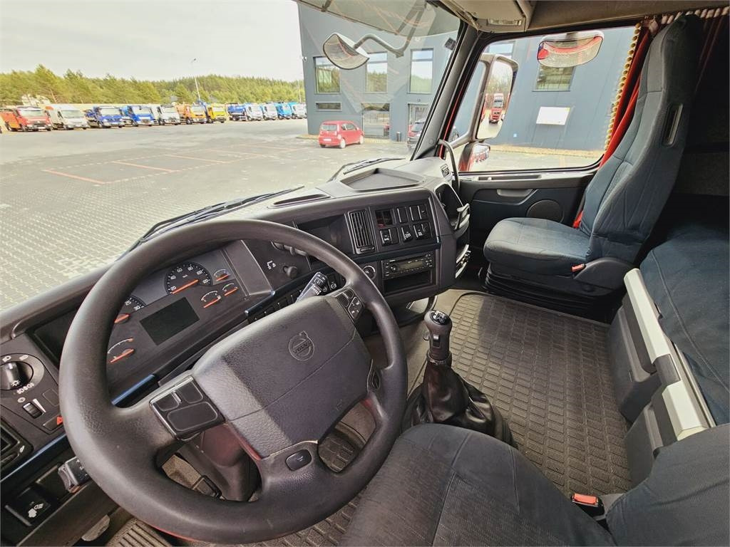 Leasing of Volvo FH13 XXL EURO 5 2011 + KRONE MEGA RAISE Volvo FH13 XXL EURO 5 2011 + KRONE MEGA RAISE: picture 21 Leasing of Volvo FH13 XXL EURO 5 2011 + KRONE MEGA RAISE Volvo FH13 XXL EURO 5 2011 + KRONE MEGA RAISE: picture 21