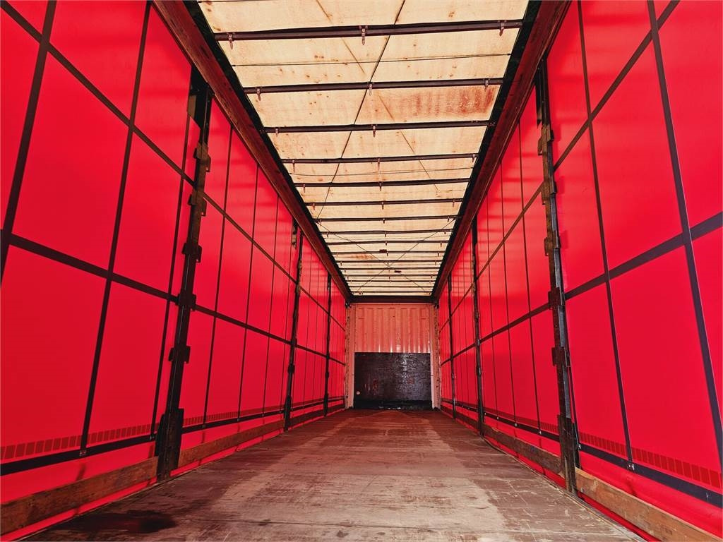 Leasing of Volvo FH13 XXL EURO 5 2011 + KRONE MEGA RAISE Volvo FH13 XXL EURO 5 2011 + KRONE MEGA RAISE: picture 35 Leasing of Volvo FH13 XXL EURO 5 2011 + KRONE MEGA RAISE Volvo FH13 XXL EURO 5 2011 + KRONE MEGA RAISE: picture 35