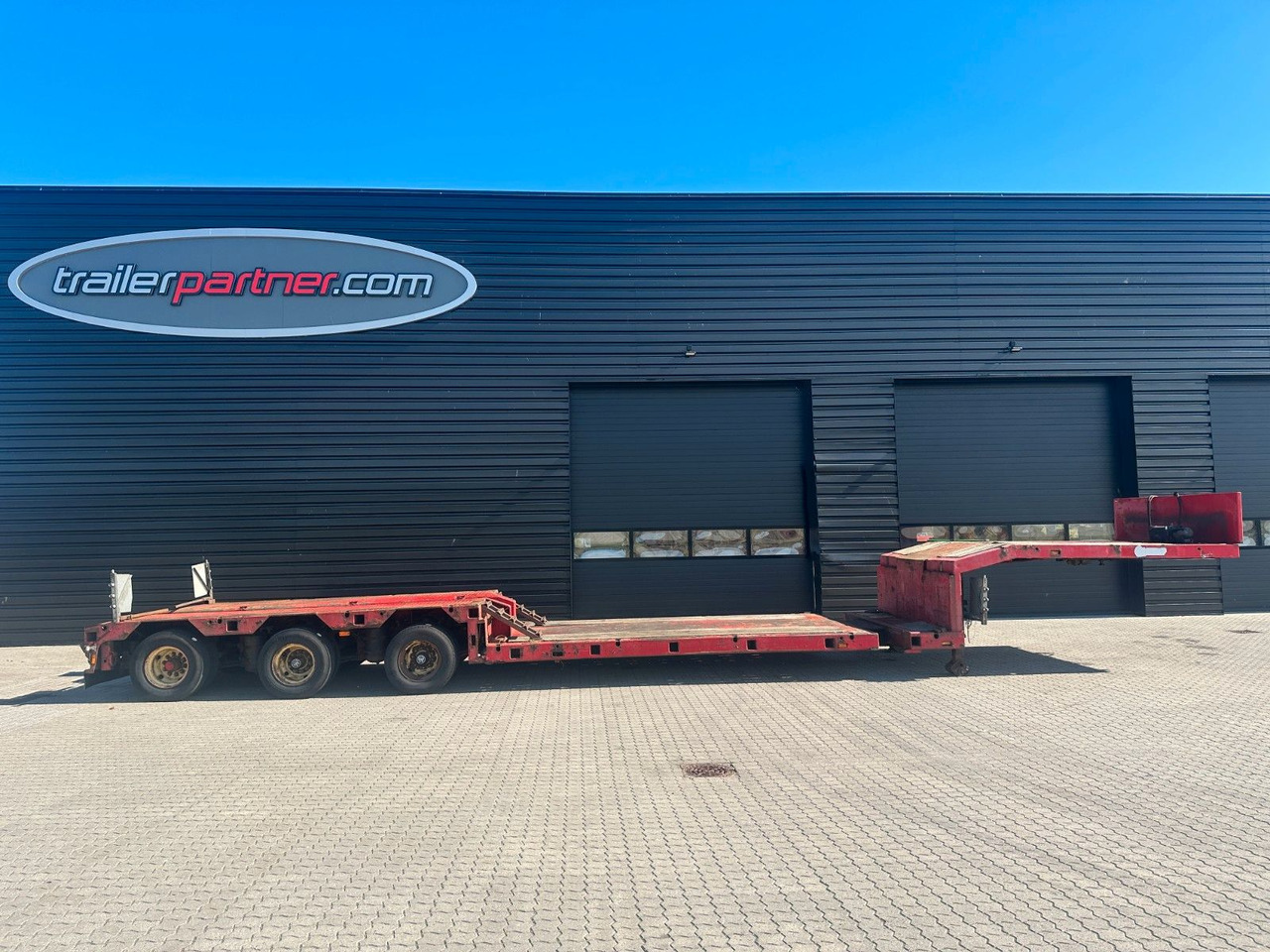 Doll 3 achs Tiefbett/ Ausziehbar - Low loader semi-trailer: picture 1 Doll 3 achs Tiefbett/ Ausziehbar - Low loader semi-trailer: picture 1