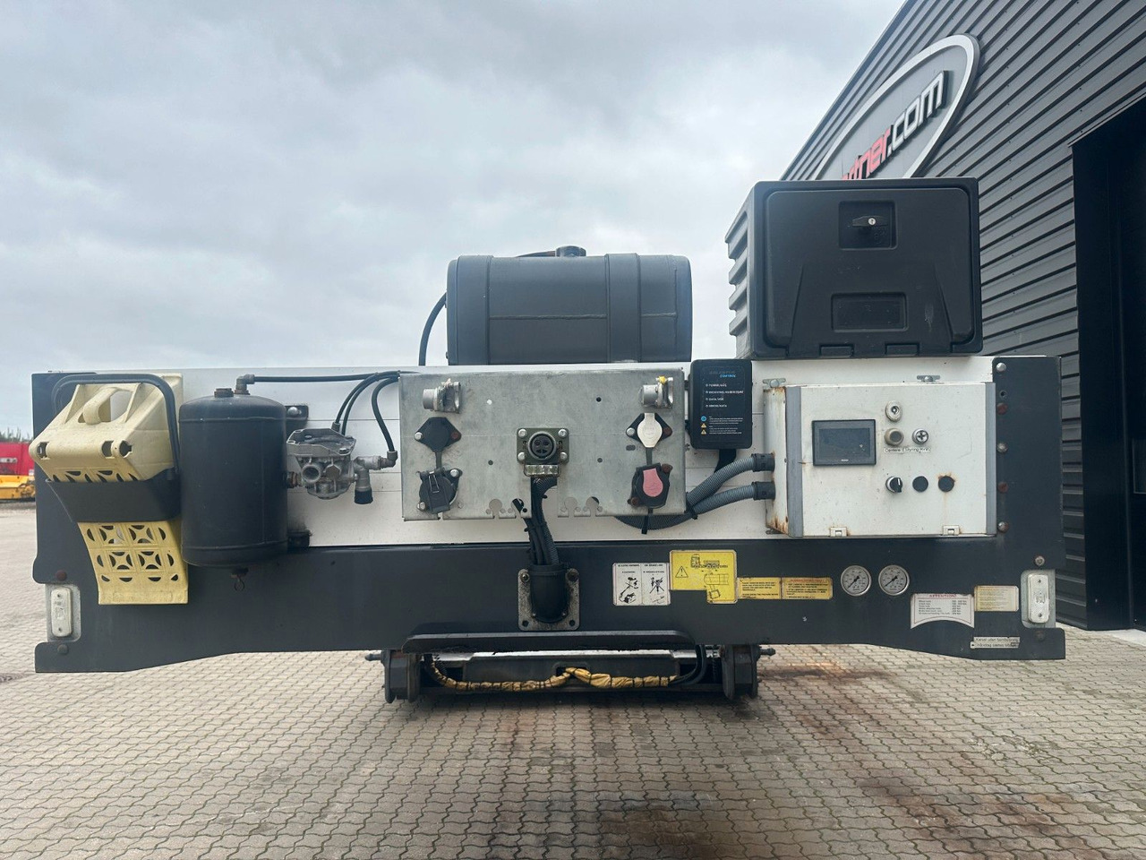 Doll Danson 2 achs tiefbett / ausziehbar - Low loader semi-trailer: picture 3 Doll Danson 2 achs tiefbett / ausziehbar - Low loader semi-trailer: picture 3