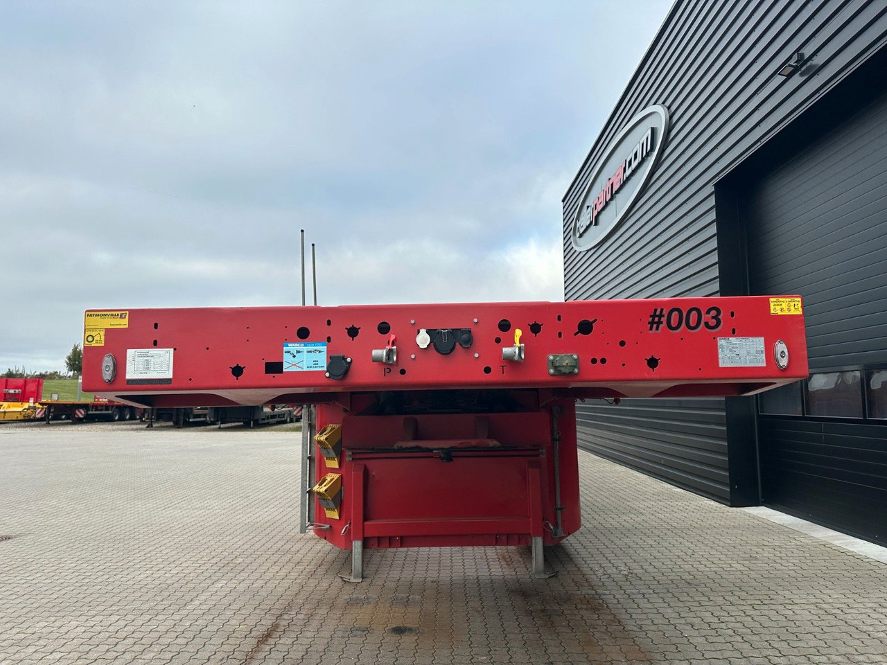 Faymonville 3 achs innenlader - Low loader semi-trailer: picture 3 Faymonville 3 achs innenlader - Low loader semi-trailer: picture 3