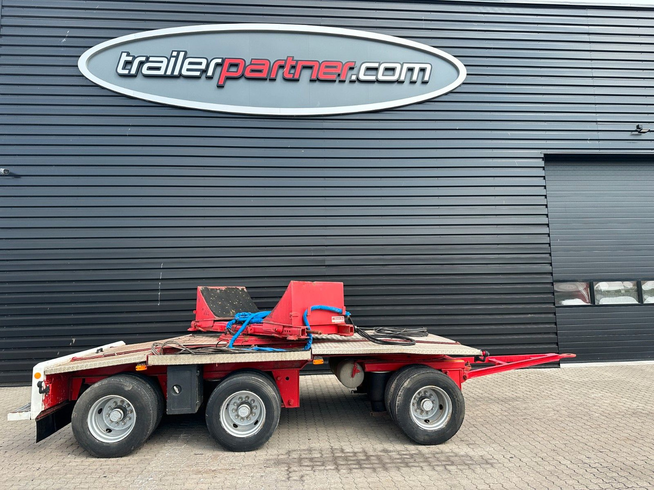 Kramer 3 achs Nachlaüfer - Low loader semi-trailer: picture 1 Kramer 3 achs Nachlaüfer - Low loader semi-trailer: picture 1