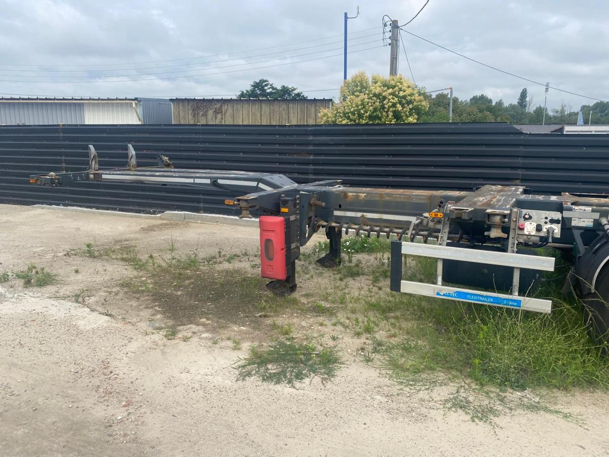 DTEC FLEXITRAILER - Container transporter/ Swap body semi-trailer: picture 3 DTEC FLEXITRAILER - Container transporter/ Swap body semi-trailer: picture 3