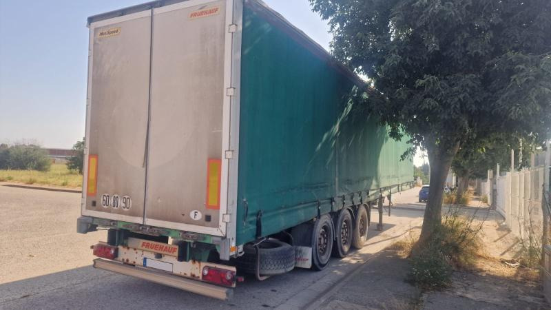 Fruehauf TX 34 CS - Curtainsider semi-trailer: picture 4 Fruehauf TX 34 CS - Curtainsider semi-trailer: picture 4
