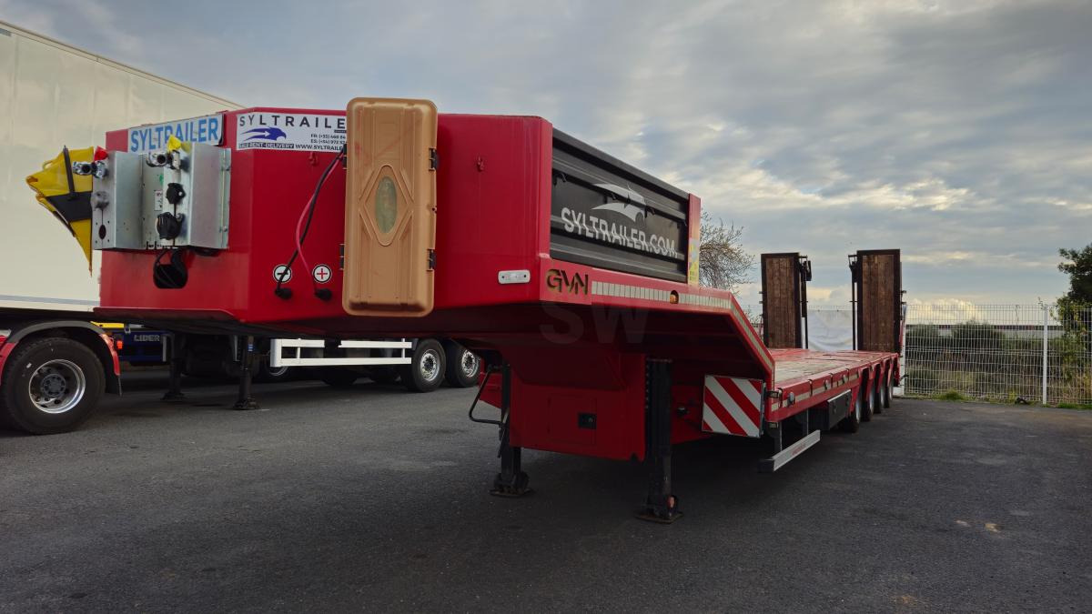 GVN Trailers GVN429 - Low loader semi-trailer: picture 1 GVN Trailers GVN429 - Low loader semi-trailer: picture 1
