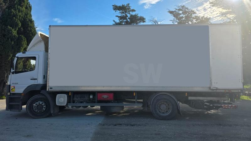Mercedes Atego 1823 - Refrigerator truck: picture 3 Mercedes Atego 1823 - Refrigerator truck: picture 3