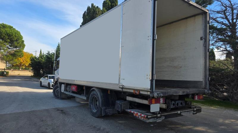 Mercedes Atego 1823 - Refrigerator truck: picture 4 Mercedes Atego 1823 - Refrigerator truck: picture 4