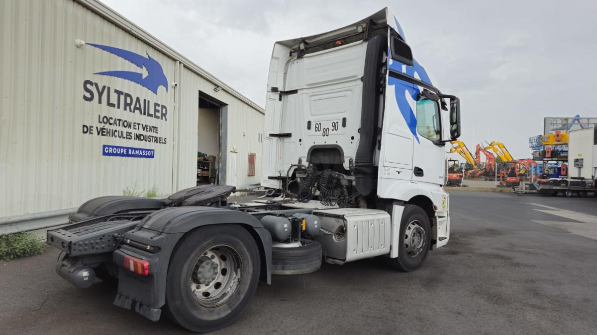 Mercedes Actros 1843 - Tractor unit: picture 3 Mercedes Actros 1843 - Tractor unit: picture 3