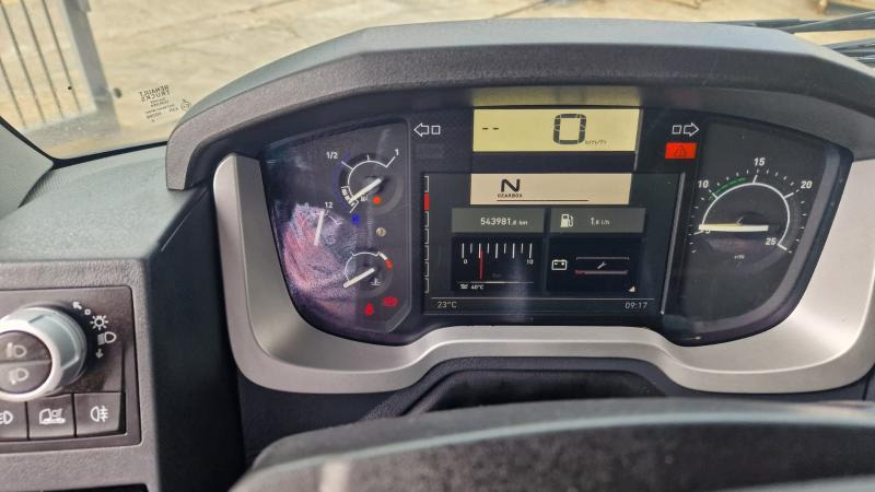 Tractor unit Renault T-Series 480 (Location / Rent): picture 10