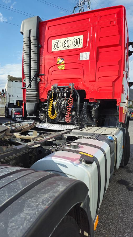 Volvo FH 460 - Tractor unit: picture 5 Volvo FH 460 - Tractor unit: picture 5