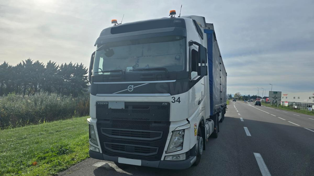 Leasing of Volvo FH 500 Volvo FH 500: picture 6 Leasing of Volvo FH 500 Volvo FH 500: picture 6