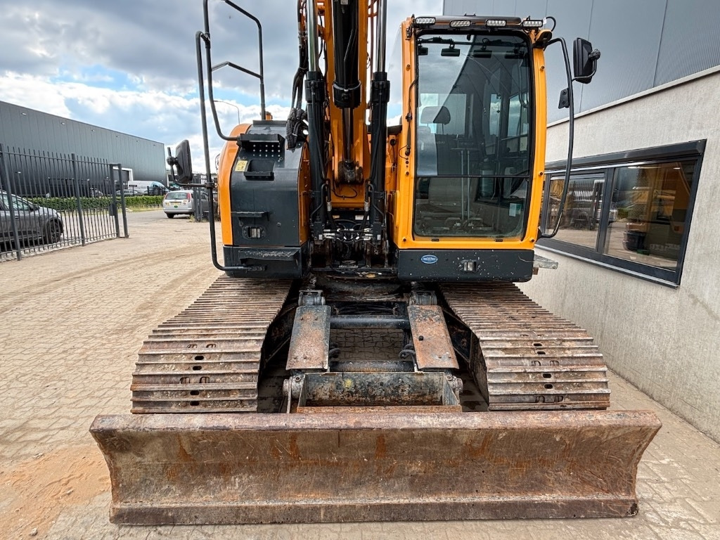 Crawler excavator Hyundai HX145LCR - HX145 - HX140: picture 11