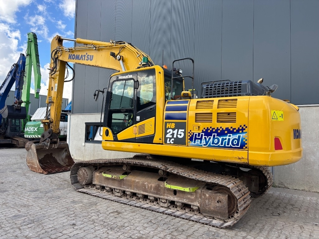 Komatsu HB 215LC-3 HB 215 - PC 210 - PC210LC-11 - Crawler excavator: picture 3 Komatsu HB 215LC-3 HB 215 - PC 210 - PC210LC-11 - Crawler excavator: picture 3
