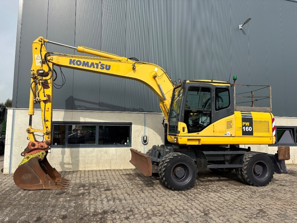Komatsu PW 160-7 - PW160 - PW 160 - PW 180 - PW 140  - Wheel excavator: picture 2 Komatsu PW 160-7 - PW160 - PW 160 - PW 180 - PW 140  - Wheel excavator: picture 2