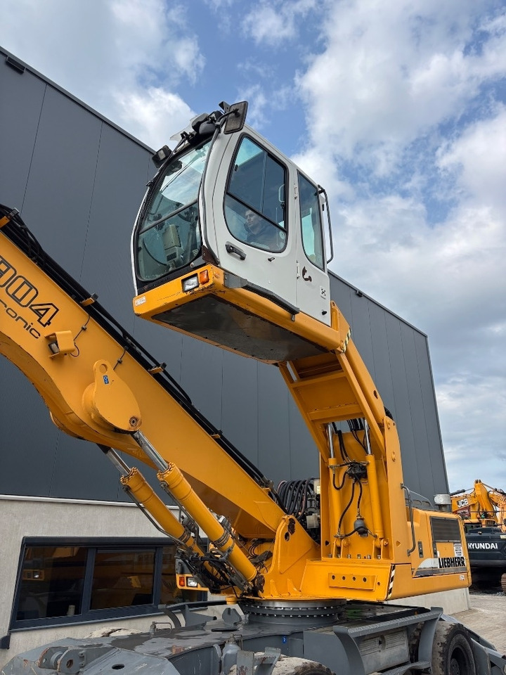 Liebherr A 904 C HD - Waste/ Industry handler: picture 3 Liebherr A 904 C HD - Waste/ Industry handler: picture 3