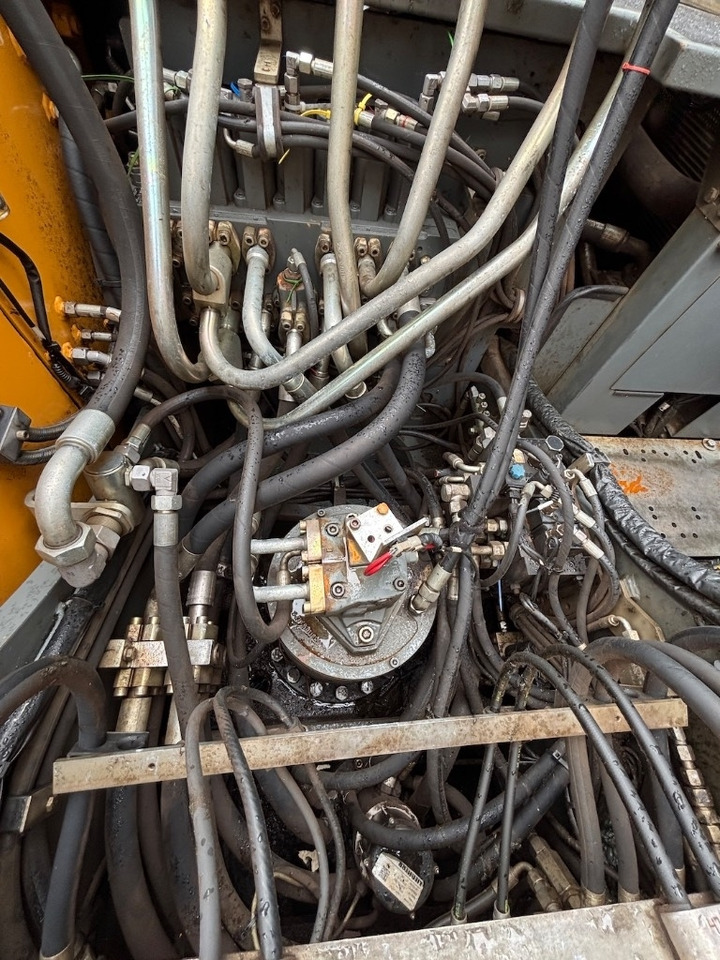 Waste/ Industry handler Liebherr LH 50 M: picture 36