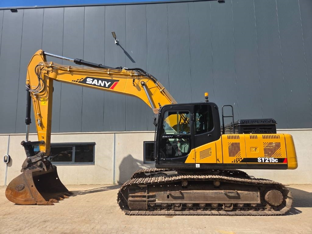Sany SY215lc (EU model - Fully equipped)  - Crawler excavator: picture 3 Sany SY215lc (EU model - Fully equipped)  - Crawler excavator: picture 3