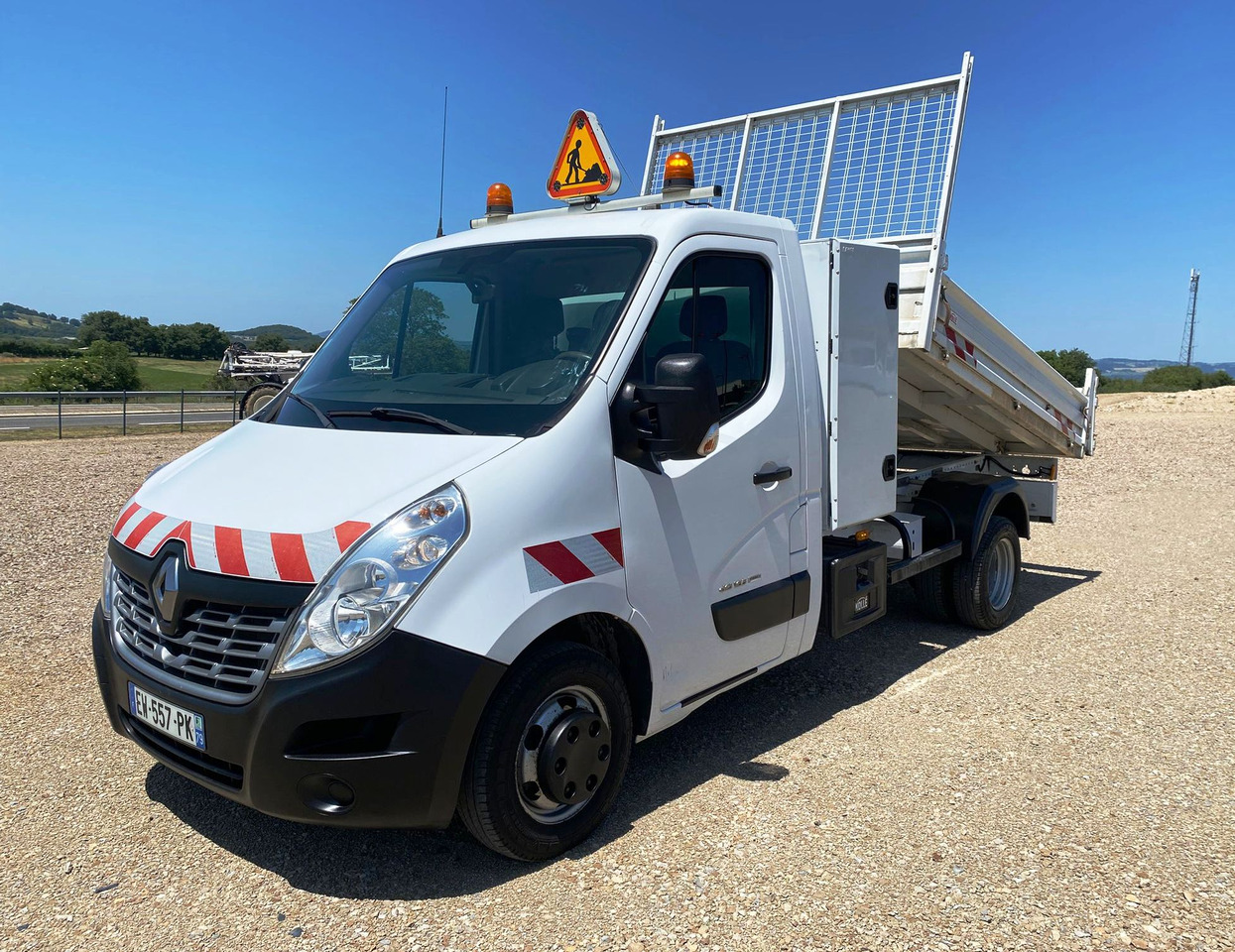 RENAULT Master III 2.3 DCI 165 ENERGY GRAND CONFORT BENNE+COFFRE - Tipper van: picture 1 RENAULT Master III 2.3 DCI 165 ENERGY GRAND CONFORT BENNE+COFFRE - Tipper van: picture 1