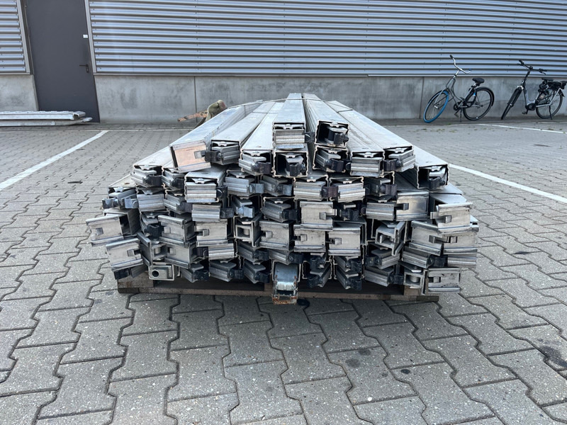 Allsafe Double Stock Balken / Load Capicity 1000 KG / 62 pieces - Body and exterior: picture 2 Allsafe Double Stock Balken / Load Capicity 1000 KG / 62 pieces - Body and exterior: picture 2