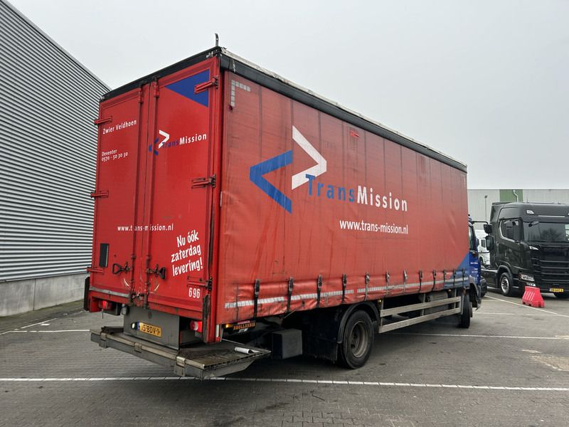 DAF LF 210 FA / Turbo Problems / 502 dkm / Curtainside / Loadlift / APK TUV 06-26 - Curtainsider truck: picture 2 DAF LF 210 FA / Turbo Problems / 502 dkm / Curtainside / Loadlift / APK TUV 06-26 - Curtainsider truck: picture 2