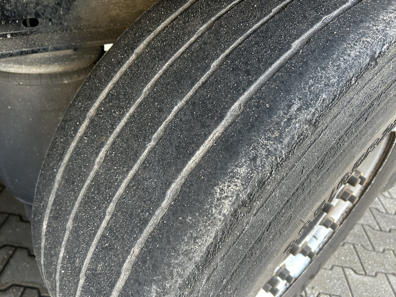 Closed box semi-trailer Kögel S24 / Box / Laadklep / Liftas / Accu Pack / APK 01-26: picture 11