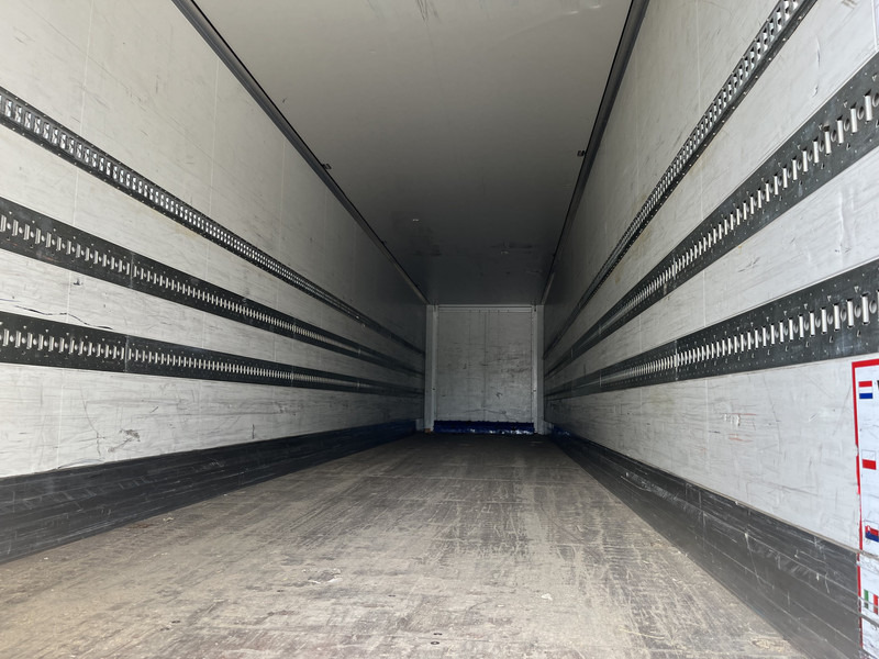 Krone DryLiner / Box / Huckepack / BPW Drum / APK TUV 04-26 - Closed box semi-trailer: picture 3 Krone DryLiner / Box / Huckepack / BPW Drum / APK TUV 04-26 - Closed box semi-trailer: picture 3