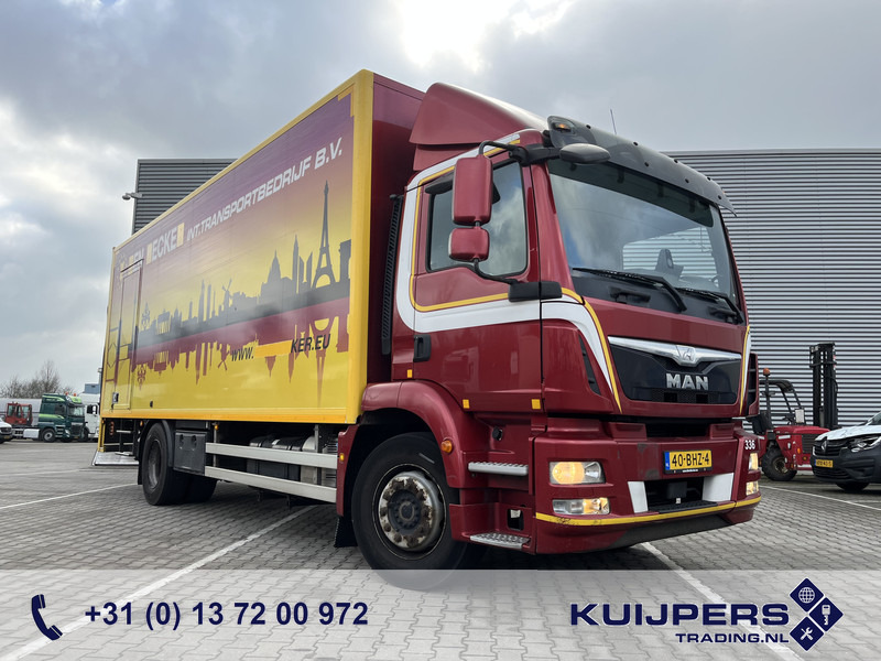 MAN TGM 18.250 / 18 Ton / 560 dkm / New Tacho V2 / Box / Loadlift / APK TUV 12-25 - Box truck: picture 1 MAN TGM 18.250 / 18 Ton / 560 dkm / New Tacho V2 / Box / Loadlift / APK TUV 12-25 - Box truck: picture 1
