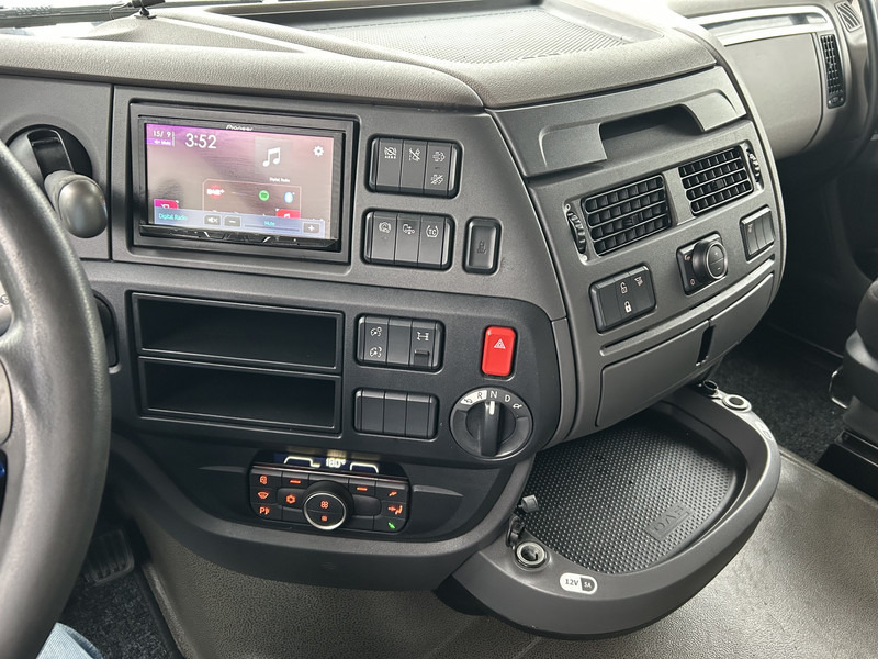 DAF XF 480 FT Space Cab / 450 dkm / New Tacho V2 / 2 Tanks / APK TUV 07-26 - Tractor unit: picture 5 DAF XF 480 FT Space Cab / 450 dkm / New Tacho V2 / 2 Tanks / APK TUV 07-26 - Tractor unit: picture 5