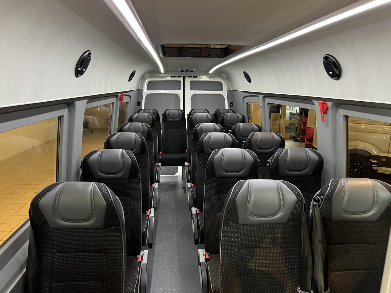 Minibus, Passenger van MAN TGE 5.160 Intercity: picture 17