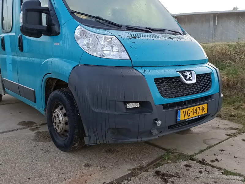 Peugeot Boxer 2.2 HDI Pickup - Small van: picture 4 Peugeot Boxer 2.2 HDI Pickup - Small van: picture 4