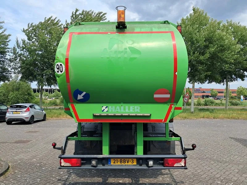 Scania P310 - Garbage truck: picture 4 Scania P310 - Garbage truck: picture 4