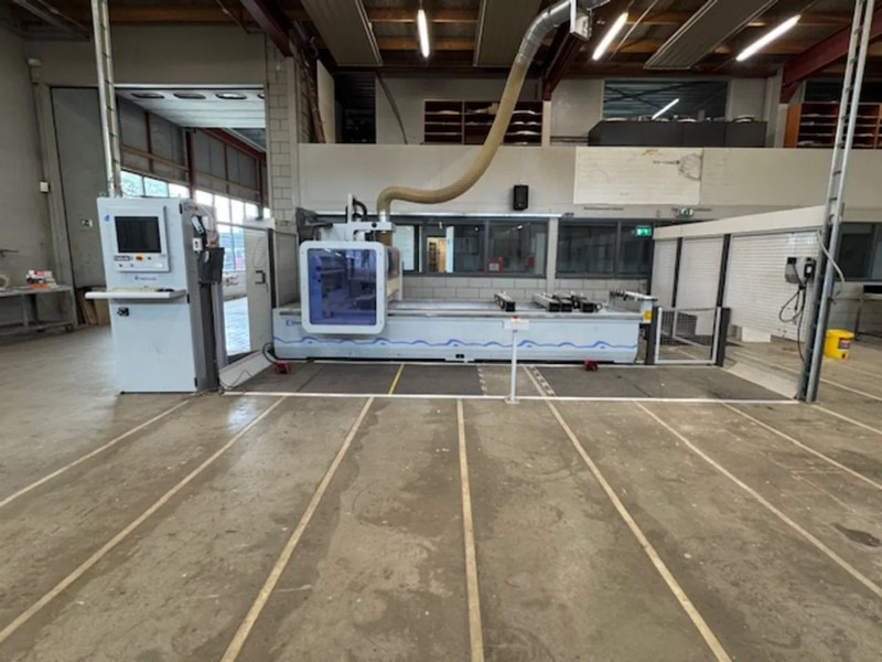 Weeke Venture 108m - Woodworking machinery: picture 1 Weeke Venture 108m - Woodworking machinery: picture 1