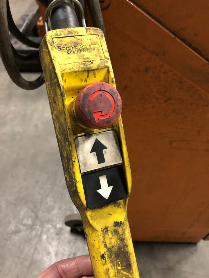 Mobiele Hefkolommen 6 x 5 ton - Workshop equipment: picture 5 Mobiele Hefkolommen 6 x 5 ton - Workshop equipment: picture 5