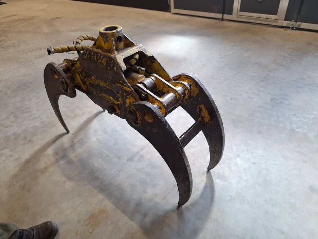 Koura Risukoura - Grapple for Forestry equipment: picture 5 Koura Risukoura - Grapple for Forestry equipment: picture 5