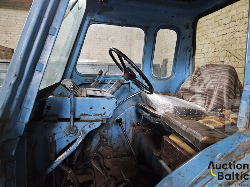 Belarus MTZ 80L - Farm tractor: picture 5 Belarus MTZ 80L - Farm tractor: picture 5