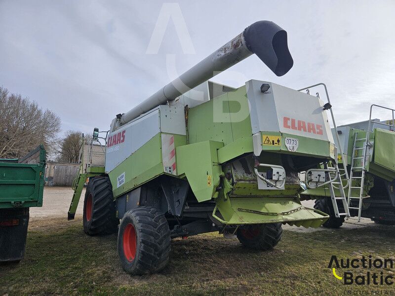 Claas Lexion 480 - Combine harvester: picture 3 Claas Lexion 480 - Combine harvester: picture 3