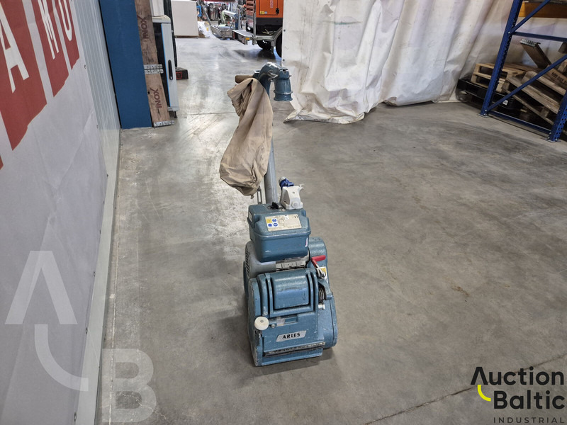 Kunzle & Tasin Aries - Construction machinery: picture 3 Kunzle & Tasin Aries - Construction machinery: picture 3